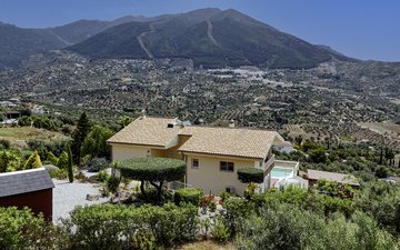 Property slide 39