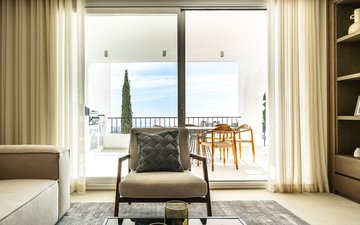Property slide 18