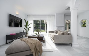 Property slide 9