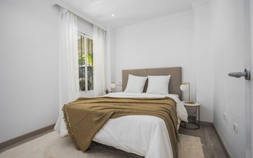 Property slide 22