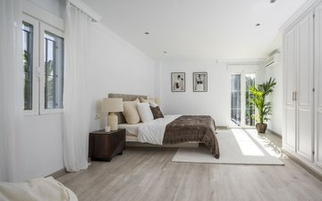 Property slide 23