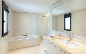 Property slide 17