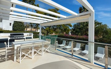 Property slide 25
