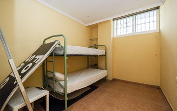 Property slide 31