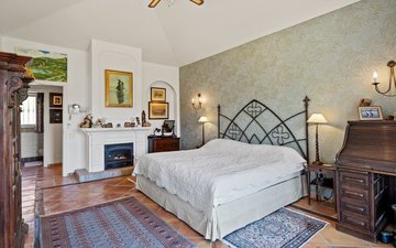 Property slide 23