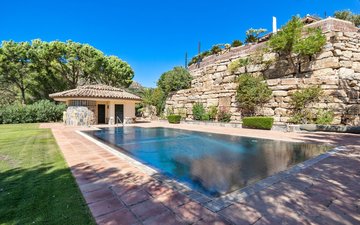 Property slide 33