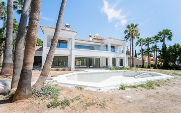 Property slide 17
