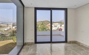 Property slide 25
