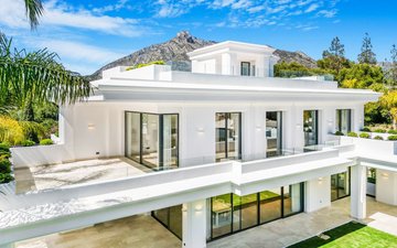 Property slide 16