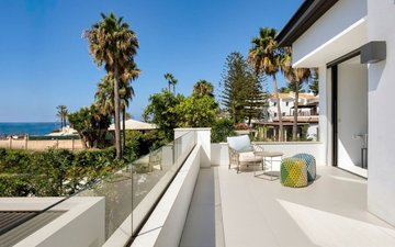 Property slide 22