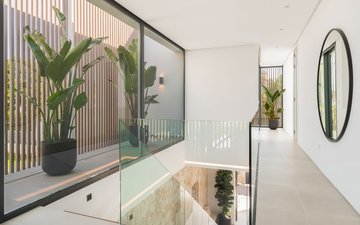 Property slide 10