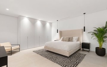 Property slide 21