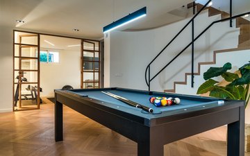 Property slide 10