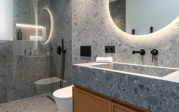 Property slide 32