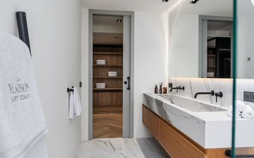 Property slide 43