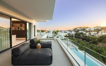 Property slide 21