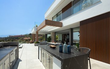 Property slide 21