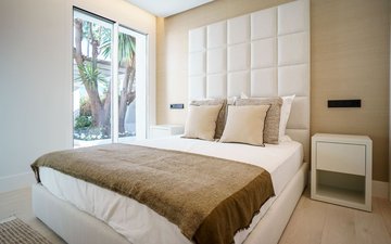 Property slide 16