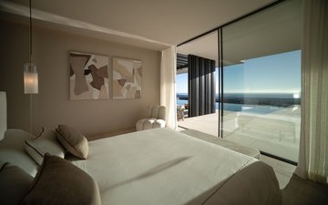 Property slide 10