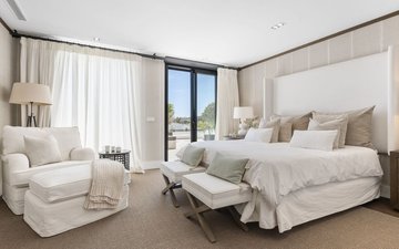 Property slide 20