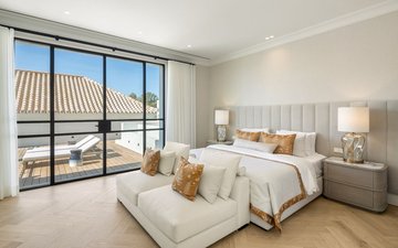 Property slide 18