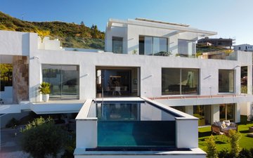 Property slide 14