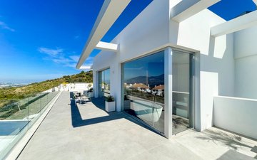 Property slide 17