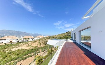 Property slide 50