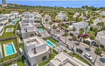 Property slide 31