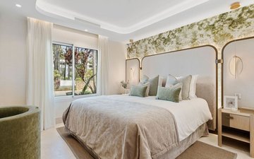 Property slide 18