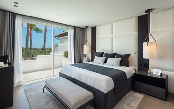 Property slide 17