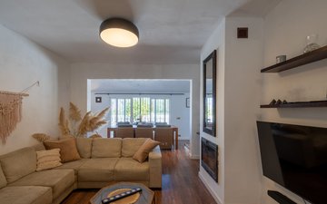 Property slide 11