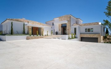 Property slide 32