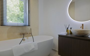Property slide 25