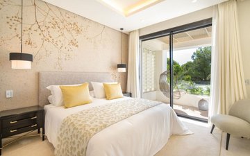 Property slide 25