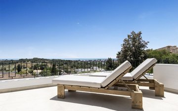 Property slide 14