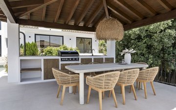 Property slide 21