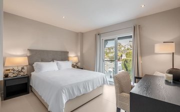 Property slide 21