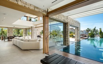Property slide 20