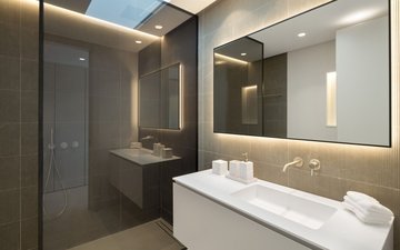 Property slide 10