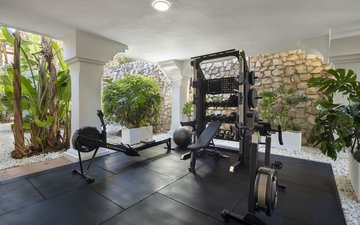 Property slide 15