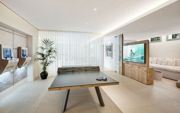 Property slide 21