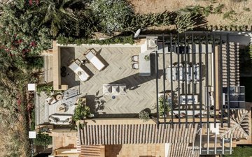 Property slide 10