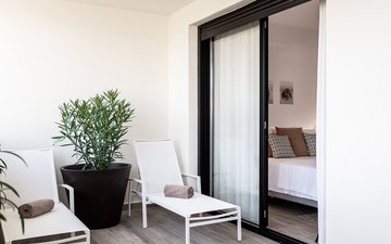 Property slide 19