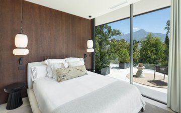 Property slide 17