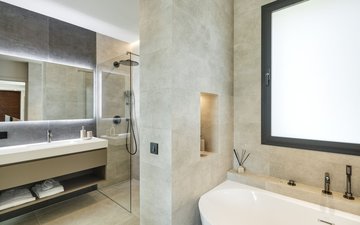 Property slide 18