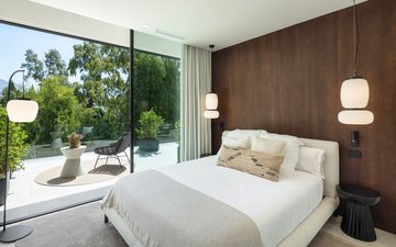 Property slide 21
