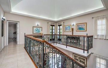 Property slide 22