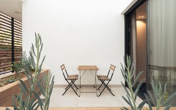 Property slide 9