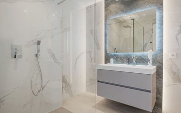 Property slide 50